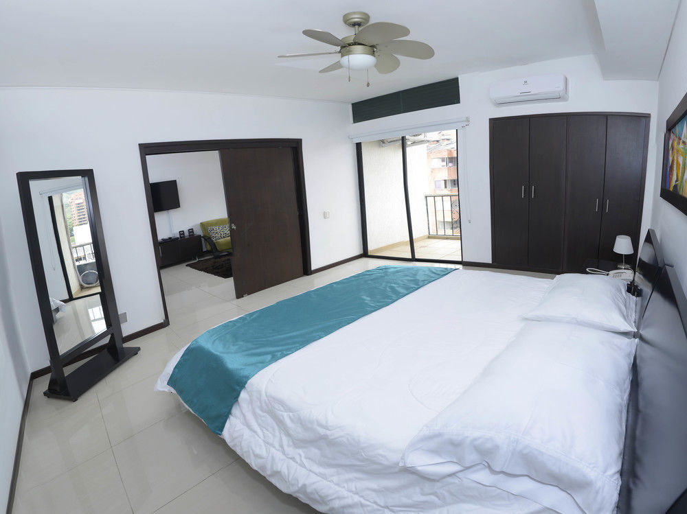 كالي On Apartasuites المظهر الخارجي الصورة